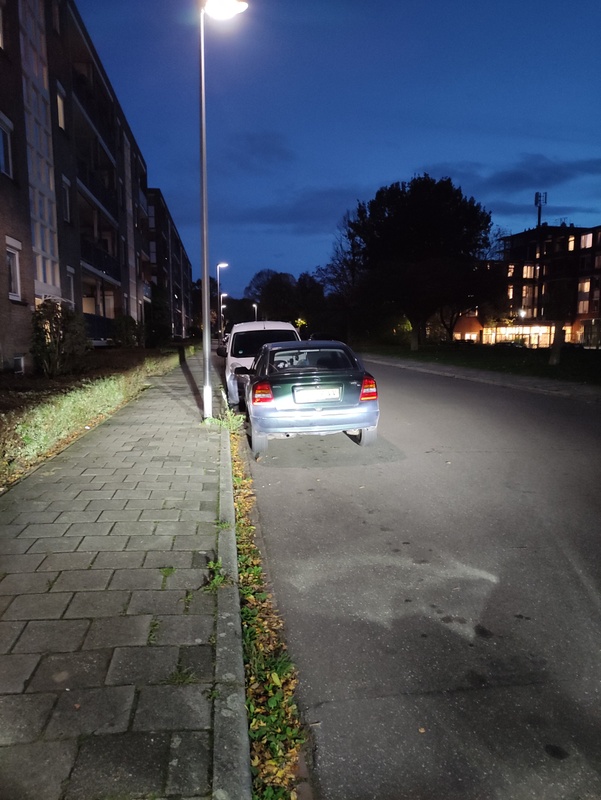 Afbeeldingslocatie: https://tweakers.net/i/Jr5sYV22p8PZTf-LHZPRtXF-02w=/x800/filters:strip_icc():strip_exif()/f/image/2T7vbEjoA7XiZkwzGkyNgbz1.jpg?f=fotoalbum_large