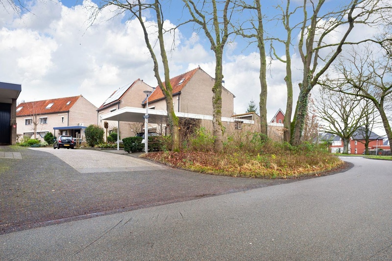 Afbeeldingslocatie: https://tweakers.net/i/JrbbgqLY9QBUO15R8LAhZ87XQHQ=/800x/filters:strip_icc():strip_exif()/f/image/MjNhDqgDyL3Xc08L3cl6bAiM.jpg?f=fotoalbum_large