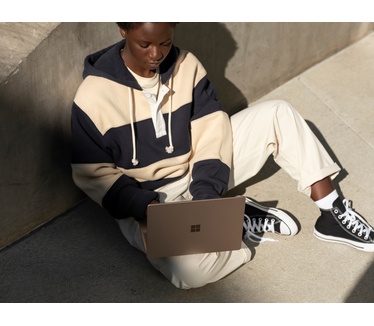 Microsoft Surface Laptop Go