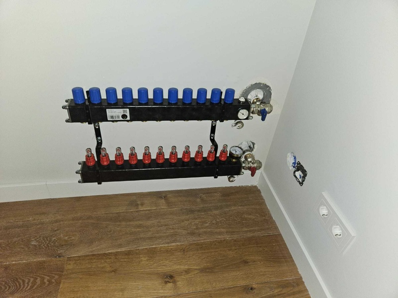 Afbeeldingslocatie: https://tweakers.net/i/JwBiaZYBMxd-5Uyta4iAkHLmZac=/800x/filters:strip_icc():strip_exif()/f/image/KWHKSoEEqXlK60BlBMtQPASM.jpg?f=fotoalbum_large