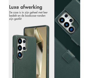 Accezz Leather Bookcase 2-in-1 met MagSafe
