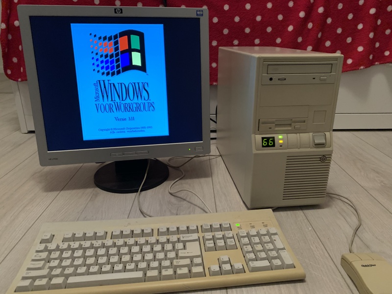 Afbeeldingslocatie: https://tweakers.net/i/JwMNW98U5E7Jhu74TpuLQrI-yB4=/800x/filters:strip_icc():strip_exif()/f/image/feTf7eQxDhVlGQeMPTASBTGV.jpg?f=fotoalbum_large
