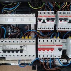 Afbeeldingslocatie: https://tweakers.net/i/JwRBdlQkoR4gWc73Aku8e_HQLCw=/232x232/filters:strip_icc():strip_exif()/f/image/WXaD9LeQ6KoON3i8Hy9ivxbK.jpg?f=fotoalbum_tile