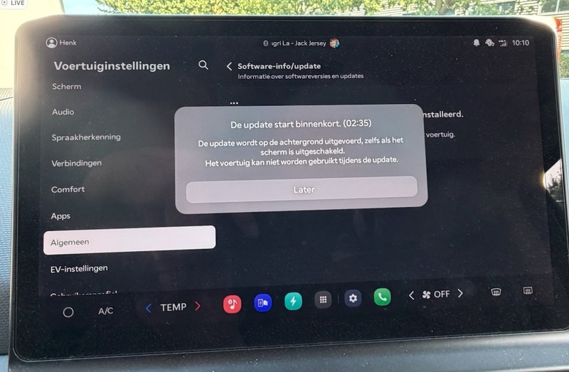 Afbeeldingslocatie: https://tweakers.net/i/Jy3rSTsaYrDvaed4Cm7imGXM1lQ=/800x/filters:strip_icc():strip_exif()/f/image/qLNUQr2CM1I6AguTrtrX5tH1.jpg?f=fotoalbum_large