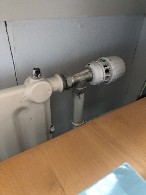 Afbeeldingslocatie: https://tweakers.net/i/JyA1YXYVlTavKSte2OrU66Bky5M=/x800/filters:strip_icc():strip_exif()/f/image/puv6UttMMGpzNOgWo2rR0aFX.jpg?f=fotoalbum_large