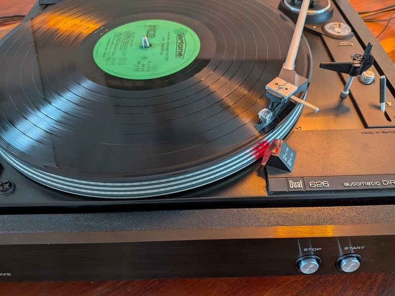 Afbeeldingslocatie: https://tweakers.net/i/JzPew-k0R_XaSUdvheJ4tQ2-iI4=/800x/filters:strip_icc():strip_exif()/f/image/hWPL855cxCfl5Pln8mZCzN40.jpg?f=fotoalbum_large