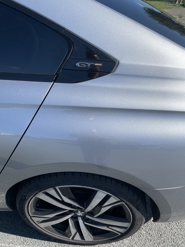 Afbeeldingslocatie: https://tweakers.net/i/JzpIEVRwecbDuNU5UJHi_igS4_g=/x800/filters:strip_icc():strip_exif()/f/image/gh4YRb53EWtYejGwIA0tJNqE.jpg?f=fotoalbum_large