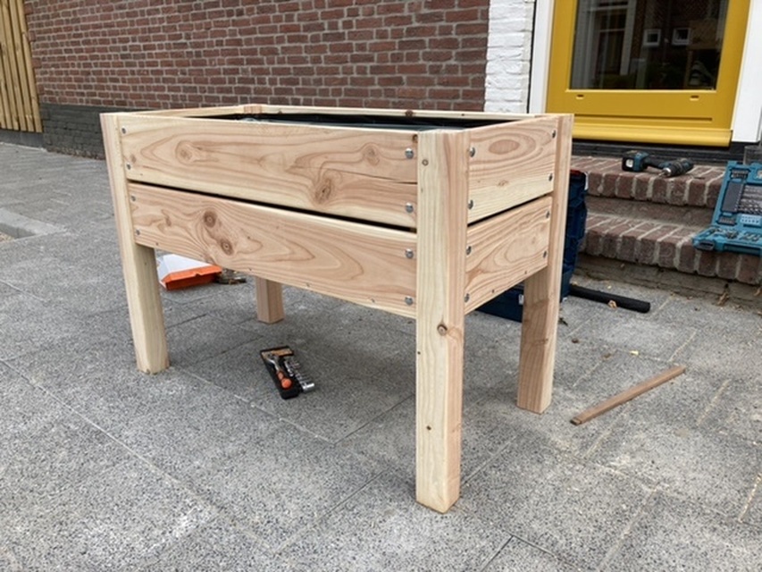Afbeeldingslocatie: https://tweakers.net/i/K-cC94X2XSQ0atkxEtDEF7Yl0TI=/full-fit-in/4920x3264/filters:max_bytes(3145728):no_upscale():strip_icc():fill(white):strip_exif()/f/image/VsArPi42ctmN43C0MrVZ2ZW4.jpg?f=user_large