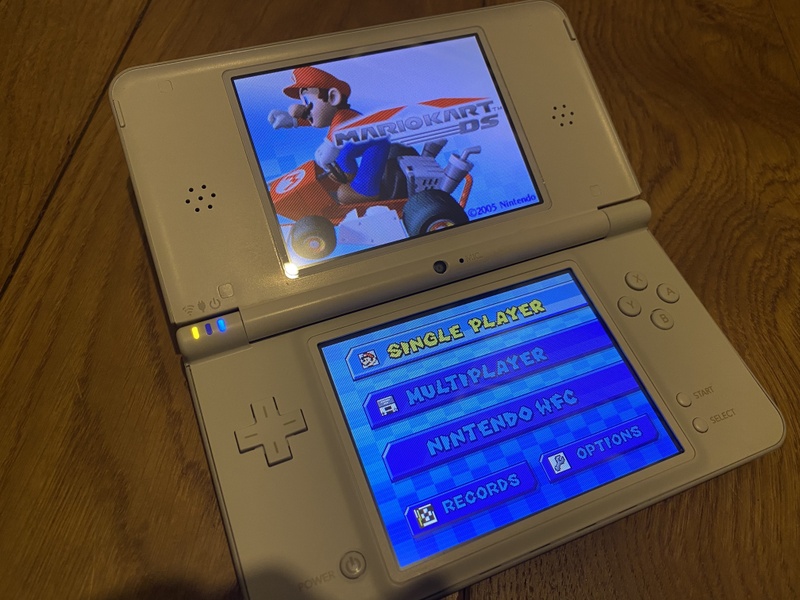 Afbeeldingslocatie: https://tweakers.net/i/K-jIGJaCqOE_XYOCDjkvPZPKIqY=/800x/filters:strip_icc():strip_exif()/f/image/abLQ01Tb3VwL7ioivEjwk7XP.jpg?f=fotoalbum_large