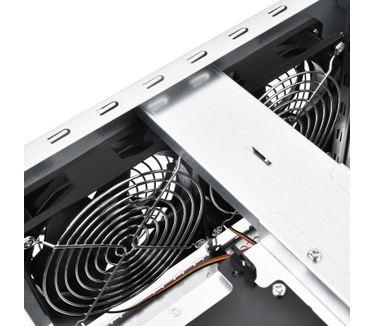 Silverstone CS381