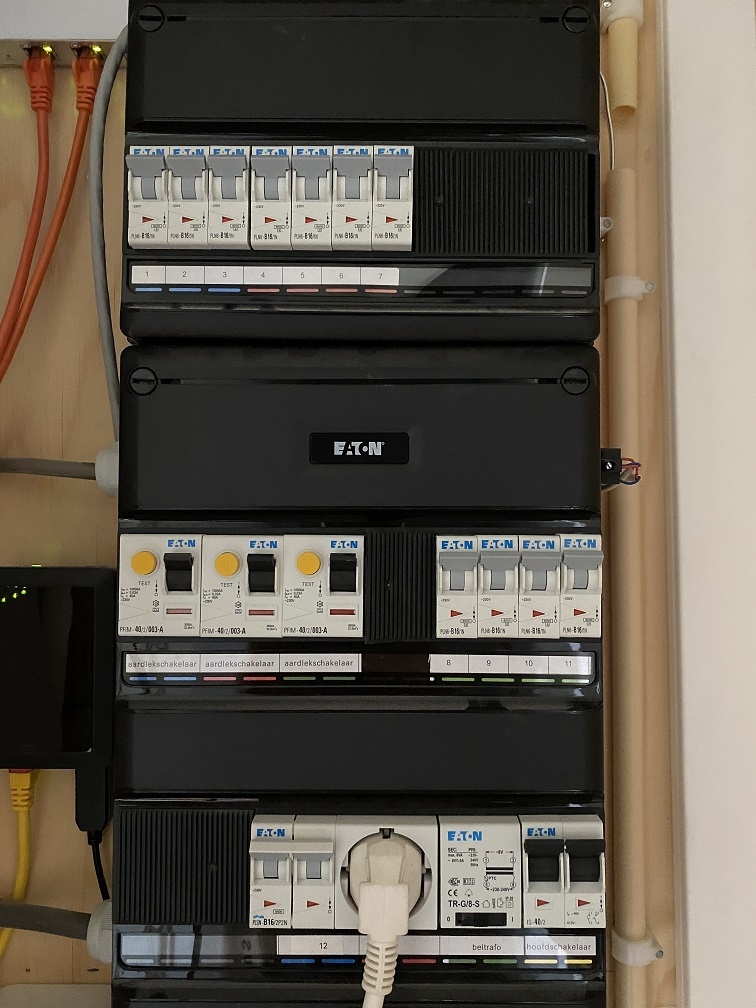 Afbeeldingslocatie: https://tweakers.net/i/K1gK_EZJgJVD5DrbSwz2mPDWDT8=/full-fit-in/4920x3264/filters:max_bytes(3145728):no_upscale():strip_icc():fill(white):strip_exif()/f/image/RQ6rY1eZJMzBKuT0QT0M0Bsk.jpg?f=user_large