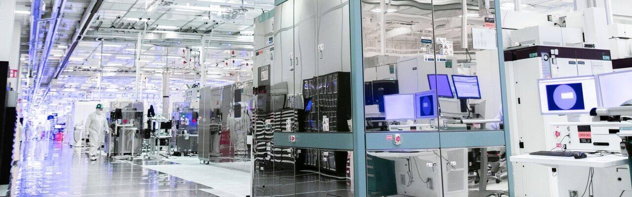 Image for the article: Intel gaat samenwerken met SpaceX en Tesla voor Terafab-fabriek