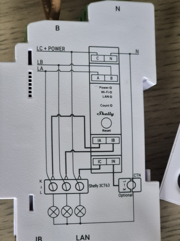 Afbeeldingslocatie: https://tweakers.net/i/KA2syyvaNo60mXoX1sJWwT1zQYw=/x800/filters:strip_icc():strip_exif()/f/image/Ulxx0ZkjEcuX8XswlM8VV5h9.jpg?f=fotoalbum_large