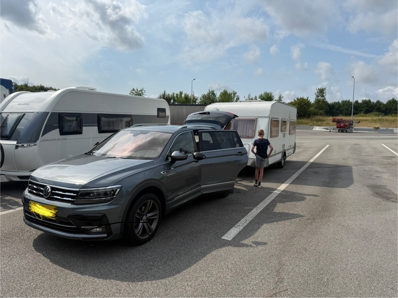 Afbeeldingslocatie: https://tweakers.net/i/KA_wwKvdK9D2liPh-x8N1y-6gsM=/800x/filters:strip_icc():strip_exif()/f/image/BNZmmSk6lcbhpFhWo3RYp5CH.jpg?f=fotoalbum_large