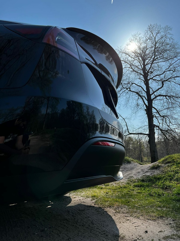 Afbeeldingslocatie: https://tweakers.net/i/KDbo5pWkMU7aHuELofVu_V3oBnk=/x800/filters:strip_icc():strip_exif()/f/image/mvt3UFOv4ruClHFkVshJ0hs9.jpg?f=fotoalbum_large