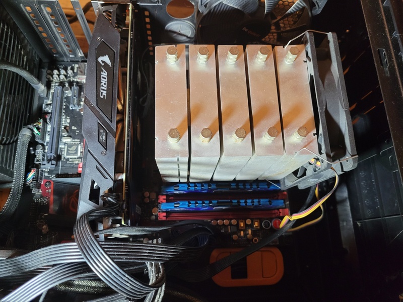 Afbeeldingslocatie: https://tweakers.net/i/KDcMpG6Km3qNLk-9PDr0rSQsleE=/800x/filters:strip_icc():strip_exif()/f/image/tg2R4KXsVXiZr11s4zAqL6Yx.jpg?f=fotoalbum_large