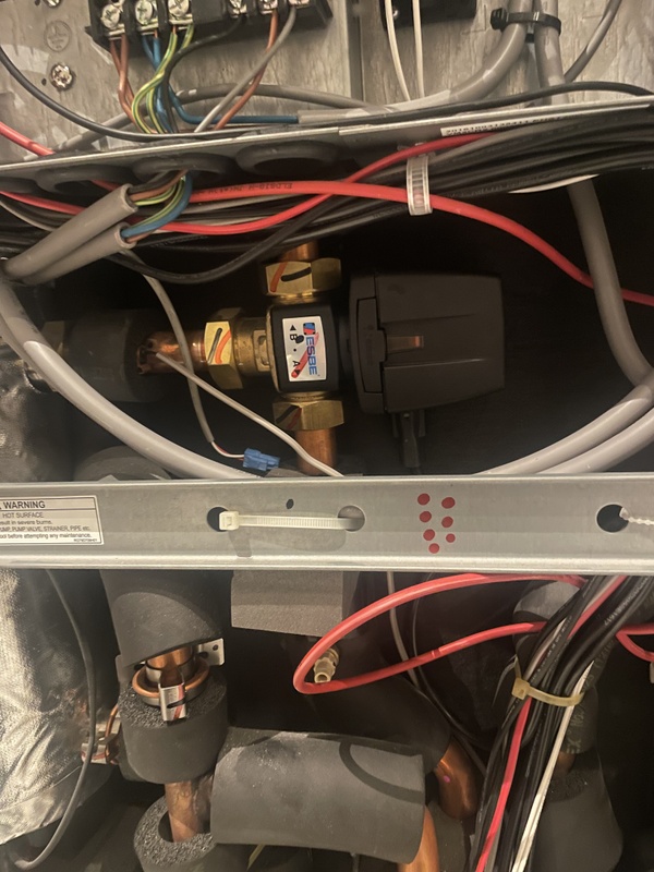 Afbeeldingslocatie: https://tweakers.net/i/KILognuTNZGL9QtdLXbtQBpRcE8=/x800/filters:strip_icc():strip_exif()/f/image/v6VzeuAlGfMwZdBCtpIQVHNv.jpg?f=fotoalbum_large