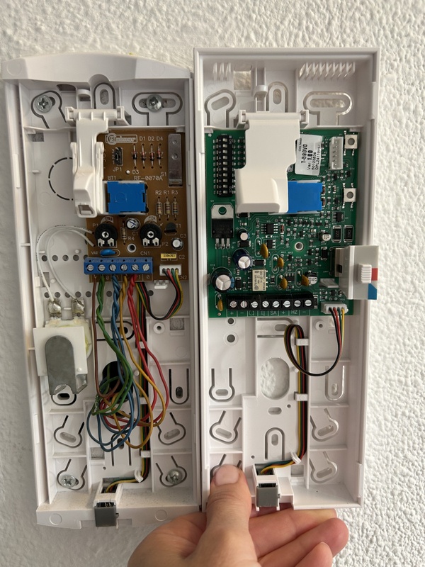 Afbeeldingslocatie: https://tweakers.net/i/KNh2YBv4qngxcf07ecufmRUfpiE=/x800/filters:strip_icc():strip_exif()/f/image/8A8KwSAytzfb6P48tYu7VKx3.jpg?f=fotoalbum_large
