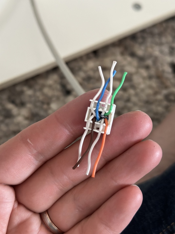 Afbeeldingslocatie: https://tweakers.net/i/KP1xWzXnoQoixrcrzlBn2BscarU=/x800/filters:strip_icc():strip_exif()/f/image/MaWvVm9SjgkVPO8jwfgN3pws.jpg?f=fotoalbum_large