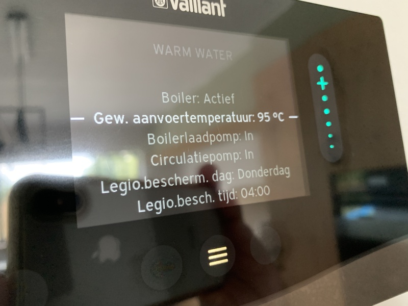Afbeeldingslocatie: https://tweakers.net/i/KRpU8LHpvbHZWG_hry9XURk9fBI=/800x/filters:strip_icc():strip_exif()/f/image/oUQjUvvHIM4AQAjJl0qzHITo.jpg?f=fotoalbum_large