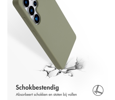 Accezz Liquid Silicone Backcover met MagSafe