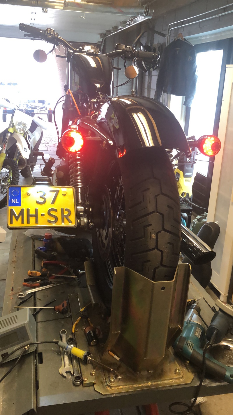 Afbeeldingslocatie: https://tweakers.net/i/KW3Eq6Wz_T8Fg4tlP22_Ji-YBlk=/800x/filters:strip_icc():strip_exif()/f/image/dPdq2e3MJBlhfElLSCiBYe2W.jpg?f=fotoalbum_large