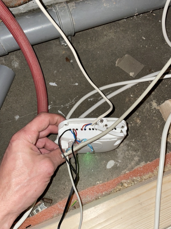 Afbeeldingslocatie: https://tweakers.net/i/KWo4L83K-wjParlH-BqHDwFNEgE=/x800/filters:strip_icc():strip_exif()/f/image/SLMrp1dNehkui0IFNsY9Z5gU.jpg?f=fotoalbum_large