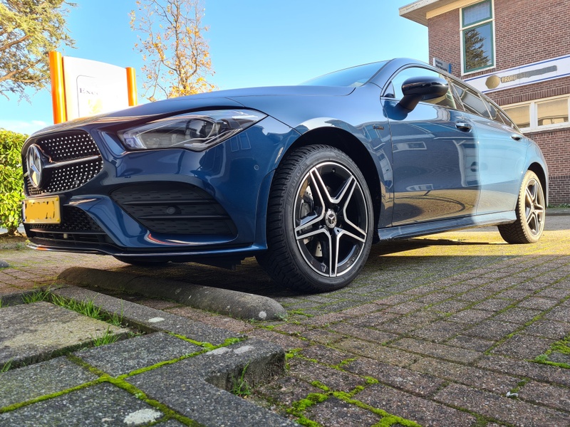 Afbeeldingslocatie: https://tweakers.net/i/KYymx7VcCX6_E9T2LvfceIsXDLM=/800x/filters:strip_icc():strip_exif()/f/image/oc0NiOUPK2SJErnmAOv5NZgG.jpg?f=fotoalbum_large