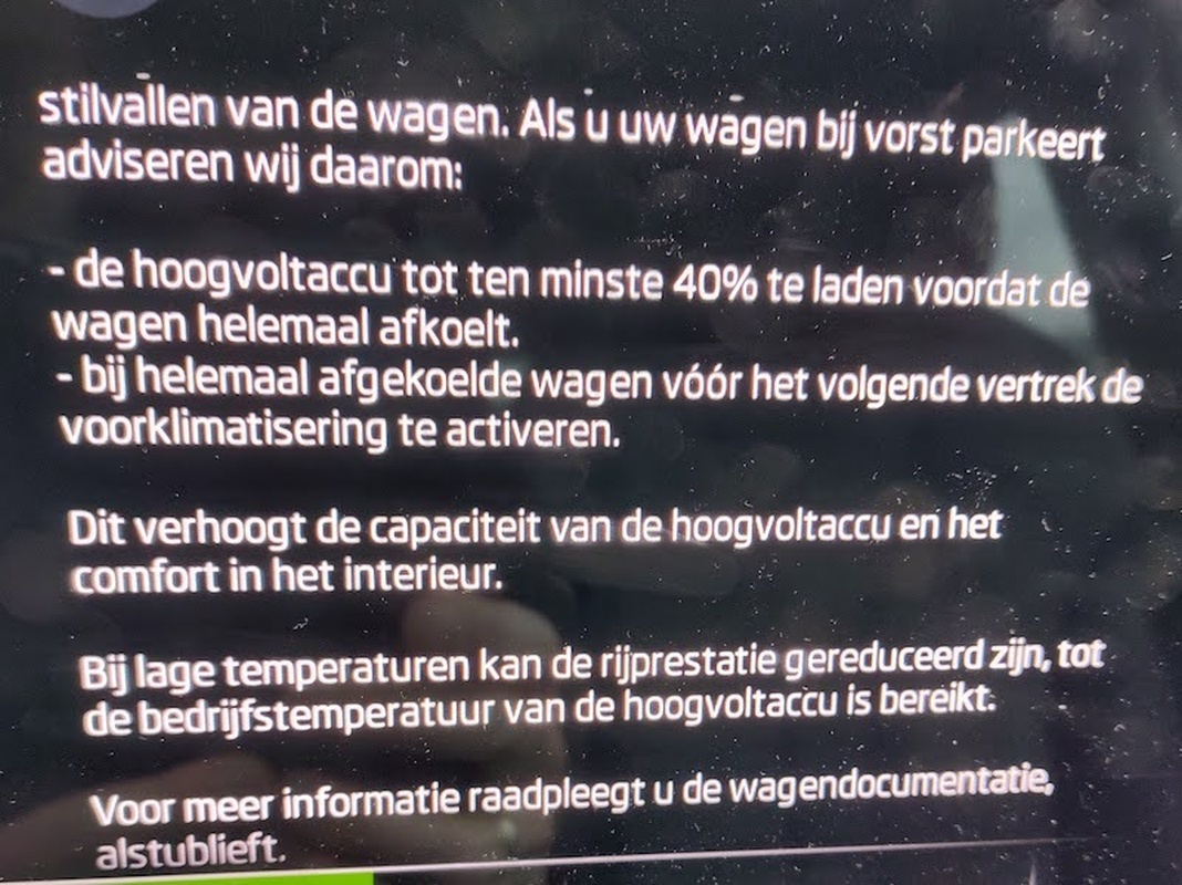 Afbeeldingslocatie: https://tweakers.net/i/KZoMIm8CwgK1cmfCQPUuJ6unI14=/full-fit-in/4920x3264/filters:max_bytes(3145728):no_upscale():strip_icc():fill(white):strip_exif()/f/image/FkiH3y4RZd43A5Pq1aK9UmR3.jpg?f=user_large