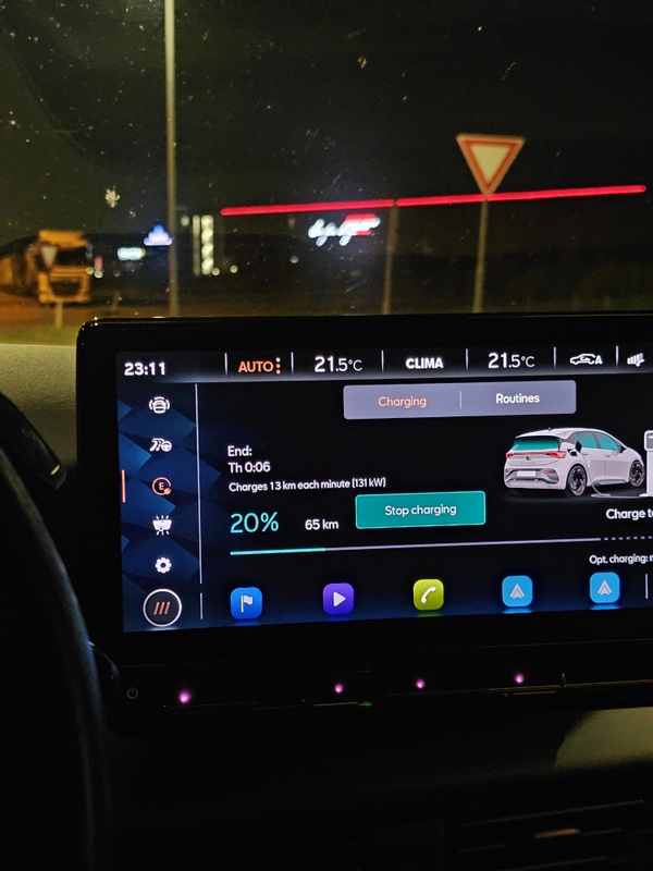 Afbeeldingslocatie: https://tweakers.net/i/K_fmrLI0bxurGVegwWydM3j-WAE=/x800/filters:strip_icc():strip_exif()/f/image/xO1mNCNpvYoR9N20YP3xpdjM.jpg?f=fotoalbum_large