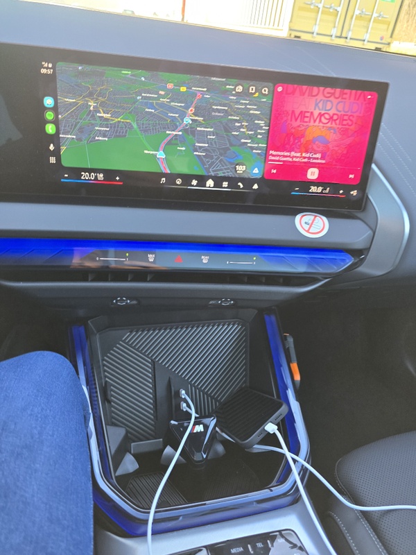 Afbeeldingslocatie: https://tweakers.net/i/K_iAjT6OfVST9FBaMH80YsaWr1s=/x800/filters:strip_icc():strip_exif()/f/image/ADXFda7fVM0PkO3VG41YmA6d.jpg?f=fotoalbum_large