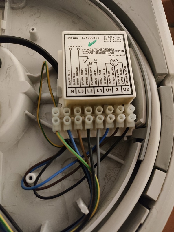 Afbeeldingslocatie: https://tweakers.net/i/KbkjV0j1FVbWGPJkFxfodJiOq4E=/x800/filters:strip_icc():strip_exif()/f/image/GoN9S6eJmP2XLPCPpDjd2Uv0.jpg?f=fotoalbum_large