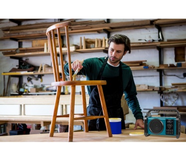 Medion LIFE E66045 Bluetooth outdoor bouwradio | DAB+/PLL-UKW-radio | Dot Matrix LC-display | Bluetooth 5.0 | spatwaterdicht (IP44) | robuuste behuizing | LED-werklamp | 50 W max. uitgangsvermogen muziek