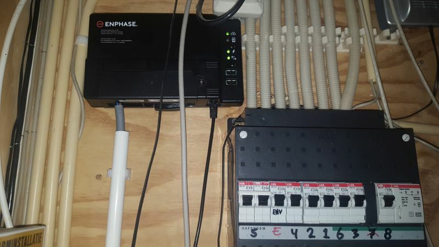 Afbeeldingslocatie: https://tweakers.net/i/KePstAhVAf1kg14R67ON07bOuKw=/full-fit-in/4920x3264/filters:max_bytes(3145728):no_upscale():strip_icc():fill(white):strip_exif()/f/image/psrC9dX0ky2wwNloyQnN0KUI.jpg?f=user_large