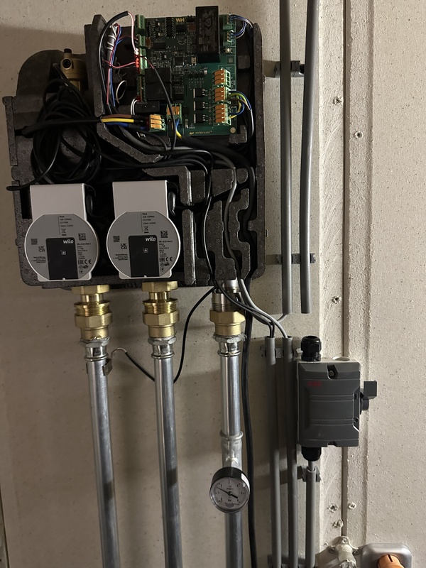 Afbeeldingslocatie: https://tweakers.net/i/KivquXzXp_OUGg4oThOpJUCTENw=/x800/filters:strip_icc():strip_exif()/f/image/sxzxRuLaRSyAplZJrRsSgoj6.jpg?f=fotoalbum_large