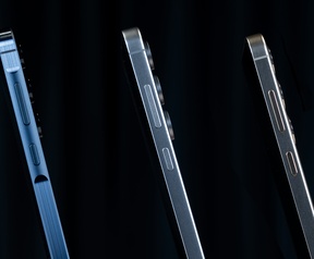Samsung S24 FE Review - Side by side