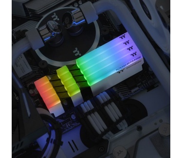 Thermaltake R022D408GX2-4600C19A