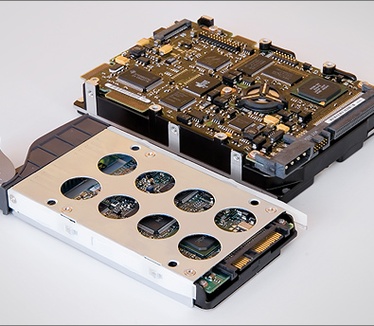 Fujitsu MAV2026RC SAS en Seagate Cheeatah X15 SCSI harde schijven