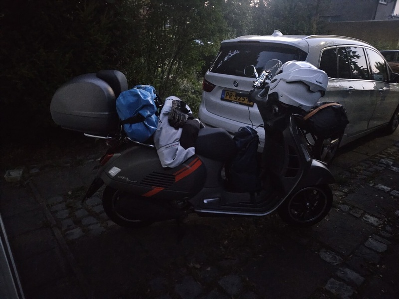 Afbeeldingslocatie: https://tweakers.net/i/KmhGAhwiPn_qKFjT8V6j0uHctJs=/800x/filters:strip_icc():strip_exif()/f/image/KEELBXLclQlaWbtn6gUwpSx8.jpg?f=fotoalbum_large