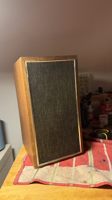 Afbeeldingslocatie: https://tweakers.net/i/KpqcoLfqyidKRID5KdqlIcmbYBM=/x800/filters:strip_icc():strip_exif()/f/image/3UDljKxw5OhinJQu7m5nnc75.jpg?f=fotoalbum_large