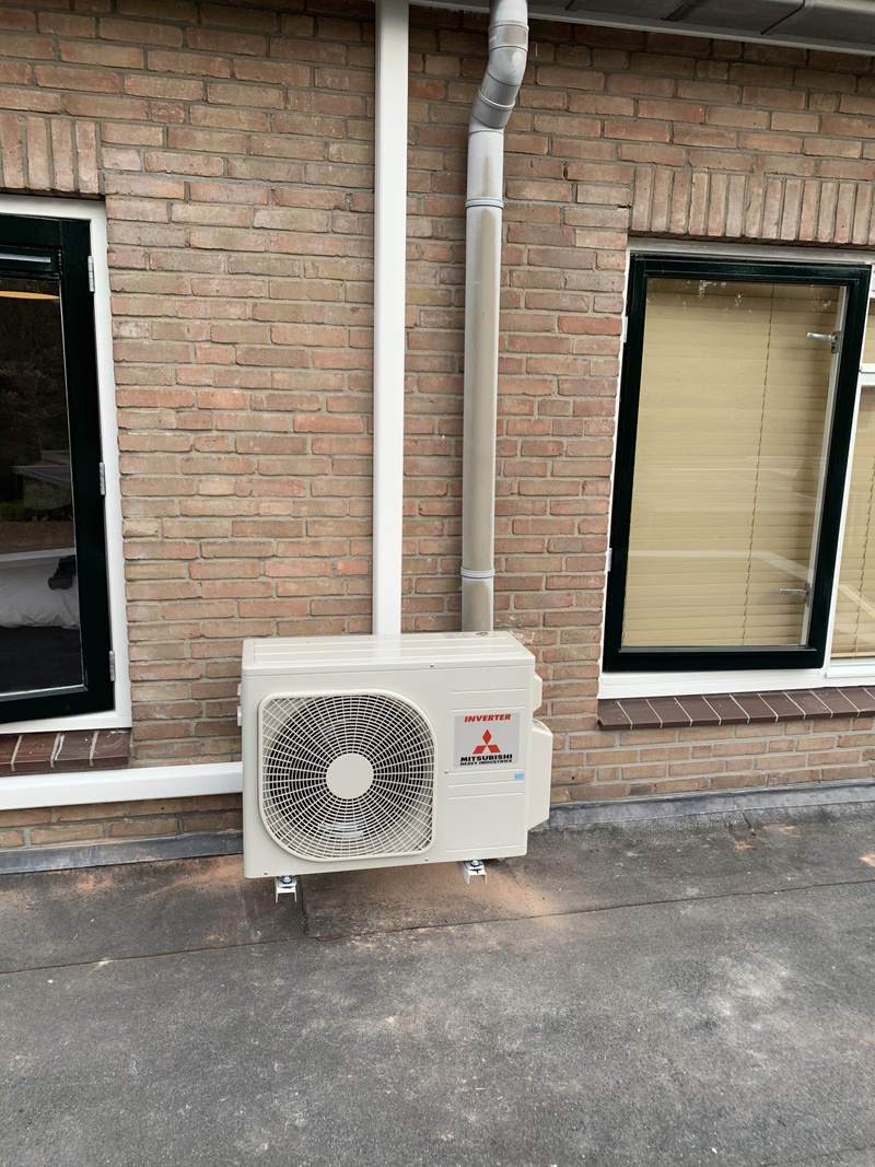 Afbeeldingslocatie: https://tweakers.net/i/KqqlP7Ld1gAxqhvweTEzrPhGAKM=/800x/filters:strip_icc():strip_exif()/f/image/eaFcNaLyrH9K6HMAXpCfqTRh.jpg?f=fotoalbum_large
