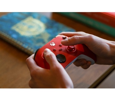 Microsoft Pulse Red