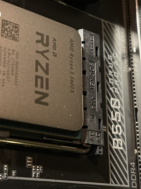 Afbeeldingslocatie: https://tweakers.net/i/Kuew6nw8e06gqPbbdLZ_G9Lz2-U=/x800/filters:strip_icc():strip_exif()/f/image/9ZVD5OcS24UEuDoI1Y809nNT.jpg?f=fotoalbum_large