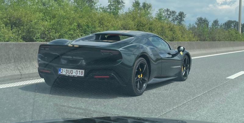 Afbeeldingslocatie: https://tweakers.net/i/KuwRA_huhzevpMgd1MNfaJi8UBs=/800x/filters:strip_icc():strip_exif()/f/image/nUOieU8wXmwSQSmpaDojwdej.jpg?f=fotoalbum_large