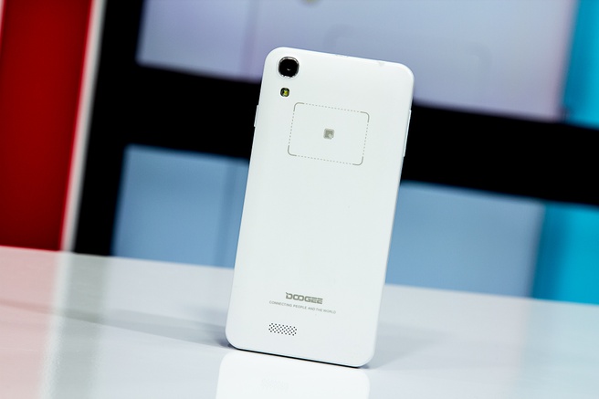 Doogee Valencia DG800