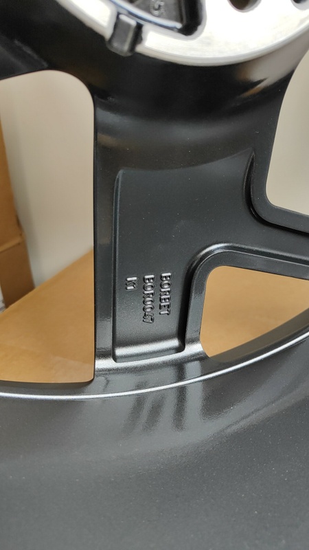 Afbeeldingslocatie: https://tweakers.net/i/Kx7cs-CJnL3DLFNyu2ECUEgNVN4=/x800/filters:strip_icc():strip_exif()/f/image/6ciWUwvson0iPFyIt9fMnJj1.jpg?f=fotoalbum_large