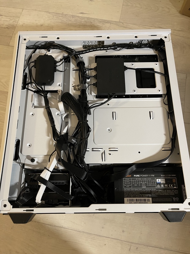 https://tweakers.net/i/KyWY3oyBBvCWO0E39lnpBJf8jrk=/620x/filters:strip_icc():strip_exif()/m/57378/1NWpjki7dEUajOEVeIxA9tNxlBn2x4FDBpmJ6WaLn5IjlOejQk.jpeg?f=620xauto