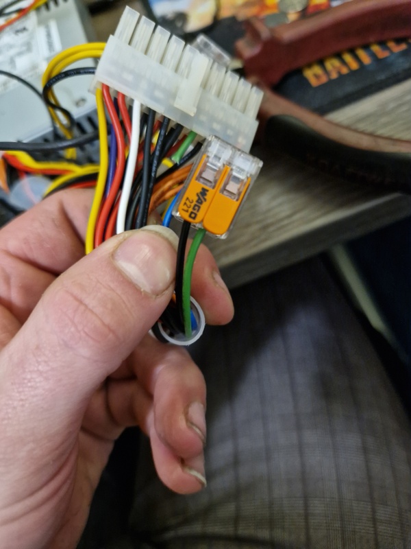 Afbeeldingslocatie: https://tweakers.net/i/L-BkGD2y_CeJGAbRa7opHcV6dyc=/x800/filters:strip_icc():strip_exif()/f/image/ThLW6Ek0dw010cwamo2bCruv.jpg?f=fotoalbum_large