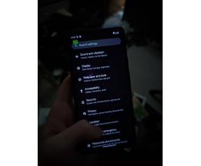 Pixel 6A op 90Hz (bron: @TheLunarixus op Twitter)