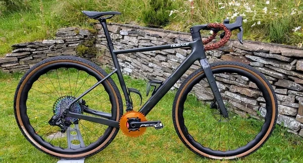 Afbeeldingslocatie: https://tweakers.net/i/L2ZUHuQkdv7kMUBk5WOl-uJNroM=/full-fit-in/4920x3264/filters:max_bytes(3145728):no_upscale():fill(white):strip_exif()/f/image/u2J0sDC4qwTZ83UGQIb8Re1d.webp?f=user_large